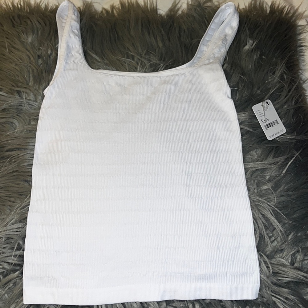 🥰HOST PICK🥰NWT Free People Square One Seamless Cami White Tank Top - Picture 2 of 7